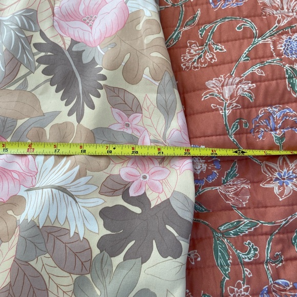 VTG Sag Harbor Buttery Soft Fluted Skirt in Pastel Floral - Picture 7 of 8